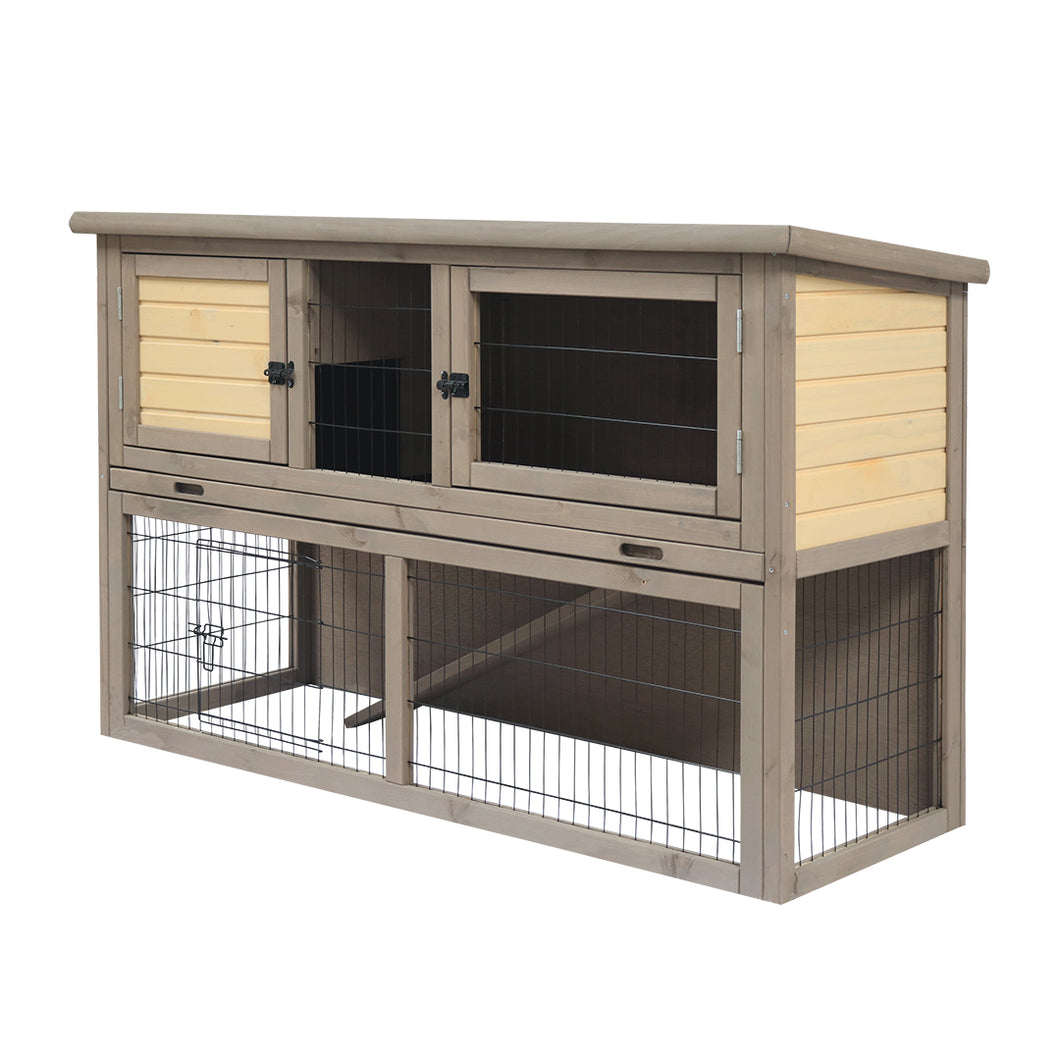 Woodland rabbit hutch bel-étage country